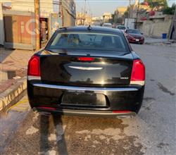 کرایسلەر 300